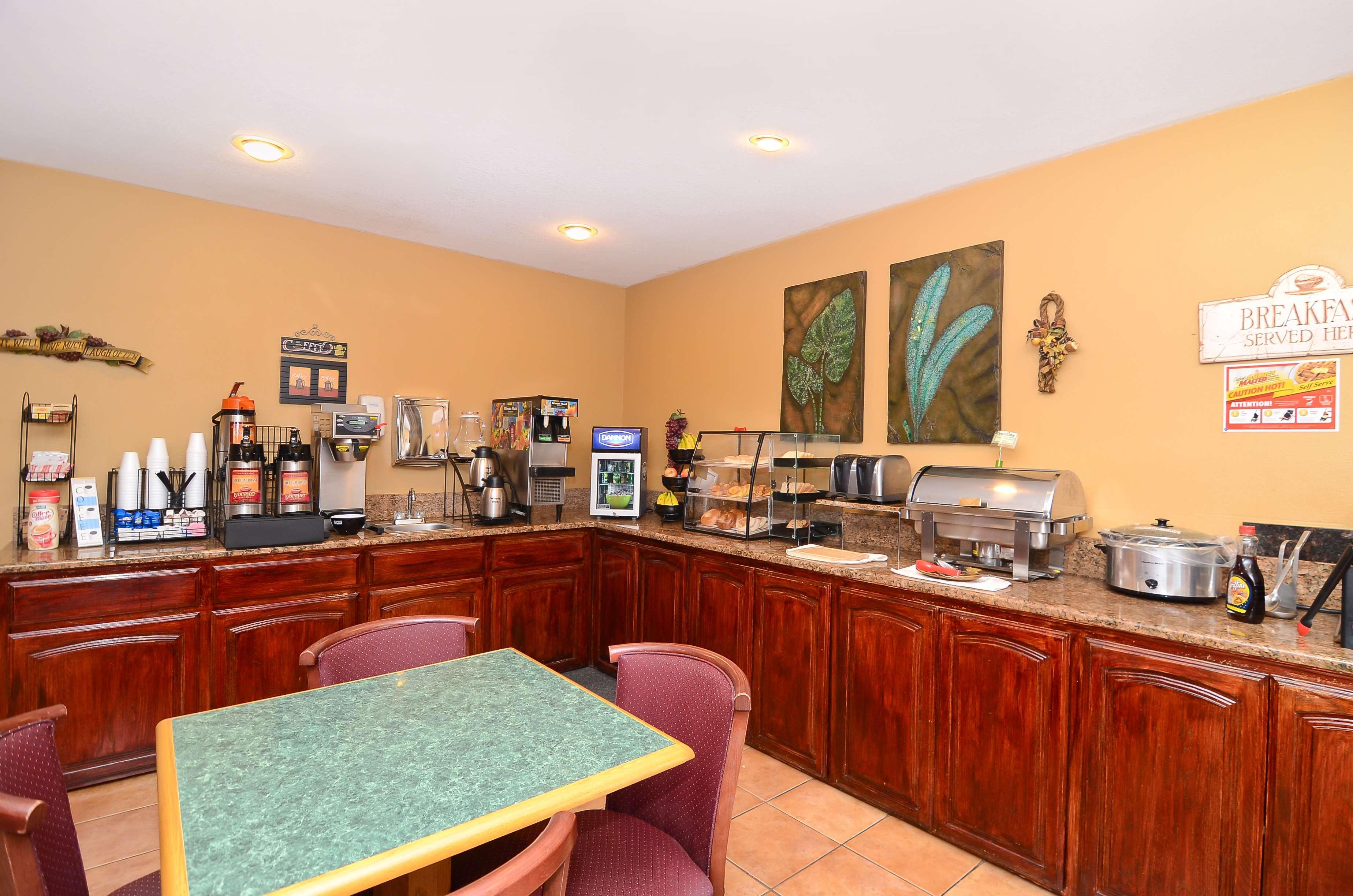 Best Western Abilene Inn And Suites Екстериор снимка
