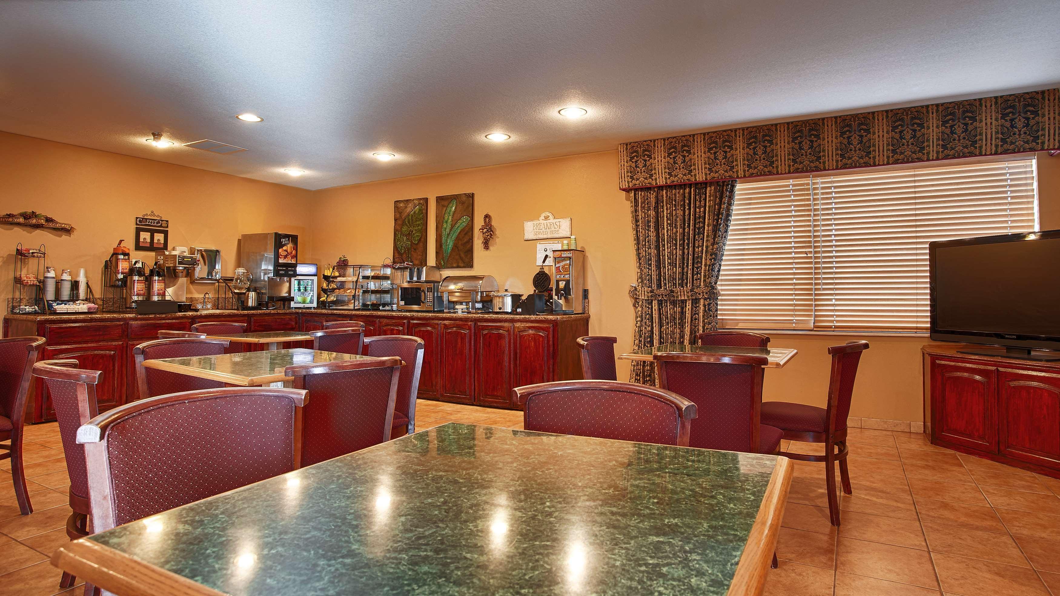 Best Western Abilene Inn And Suites Екстериор снимка